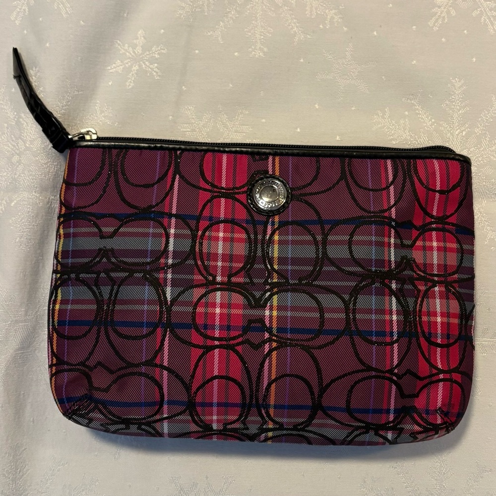 Coach Poppy Tartan Plaid Pink Travel Make up Clutch